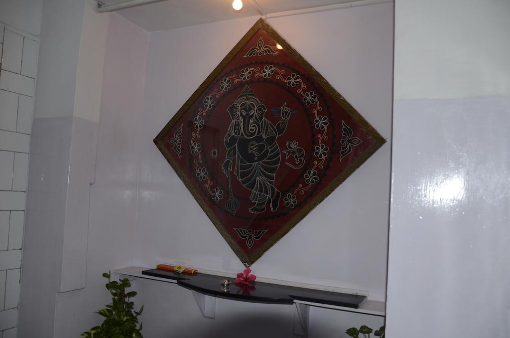 Kim Lawn Guest House Kolkata Bagian luar foto